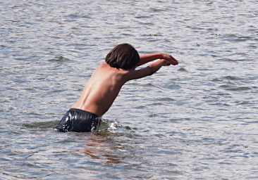 Cooling Off, Zia